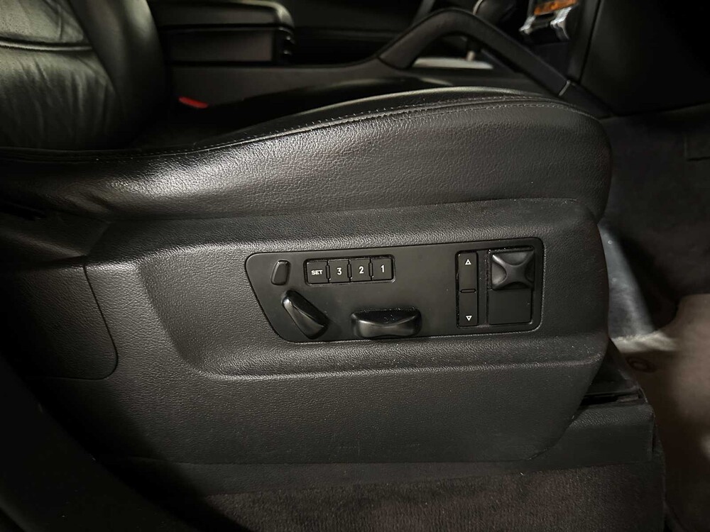 Porsche Cayenne 3.2 V6 250pk 2005 4x4, 8-SBX-00