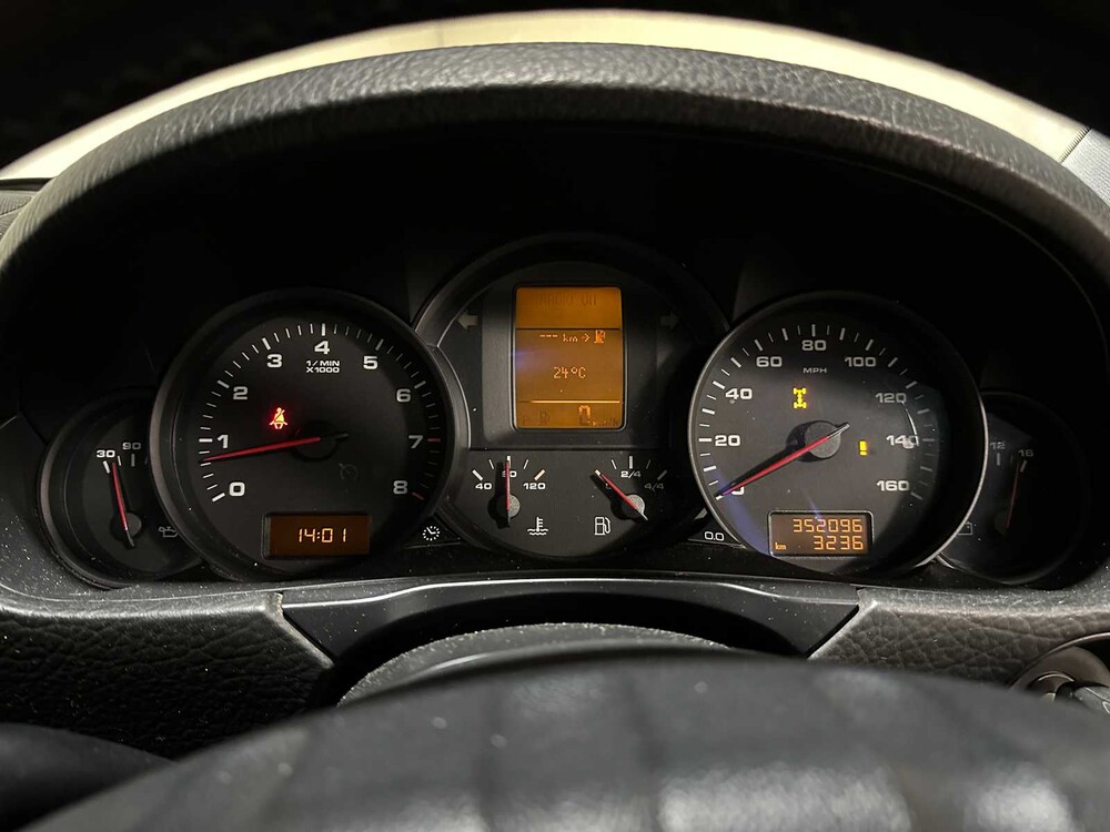 Porsche Cayenne 3.2 V6 250pk 2005 4x4, 8-SBX-00