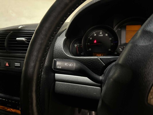Porsche Cayenne 3.2 V6 250pk 2005 4x4, 8-SBX-00