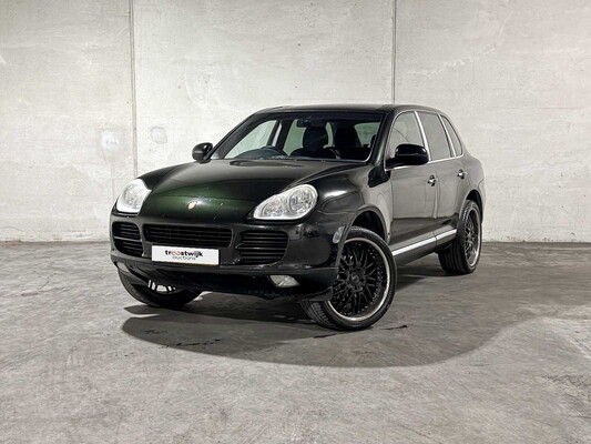 Luxury, sports and classic cars te Tiel