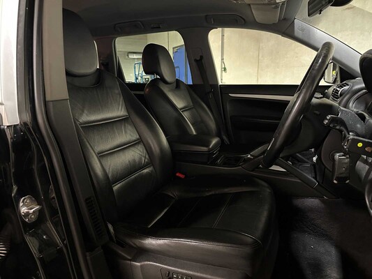 Porsche Cayenne 3.2 V6 250pk 2005 4x4, 8-SBX-00