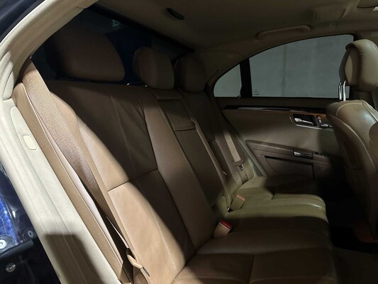Mercedes-Benz S500 5.5 V8 388hp 2006 S-class, K-940-VG