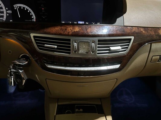 Mercedes-Benz S500 5.5 V8 388pk 2006 S-klasse, K-940-VG