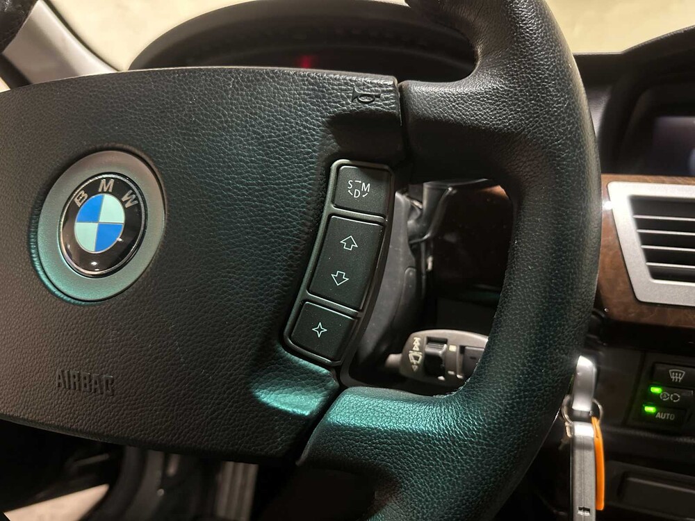 BMW 735i E65 3.6 V8 7-serie 272pk 2004 (Automaat), KFH-48-R 