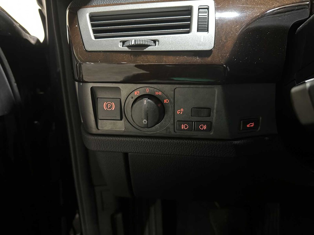 BMW 735i E65 3.6 V8 7-serie 272pk 2004 (Automaat), KFH-48-R 