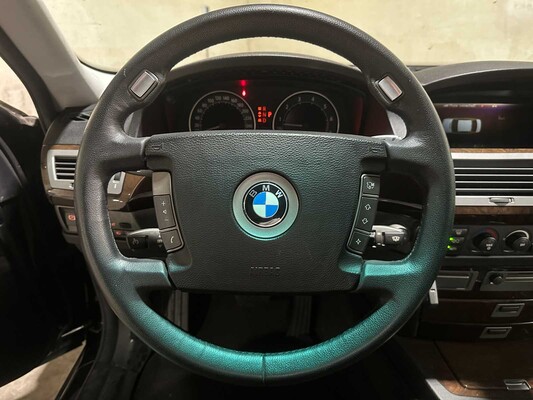 BMW 735i E65 3.6 V8 7-serie 272pk 2004 (Automaat), KFH-48-R