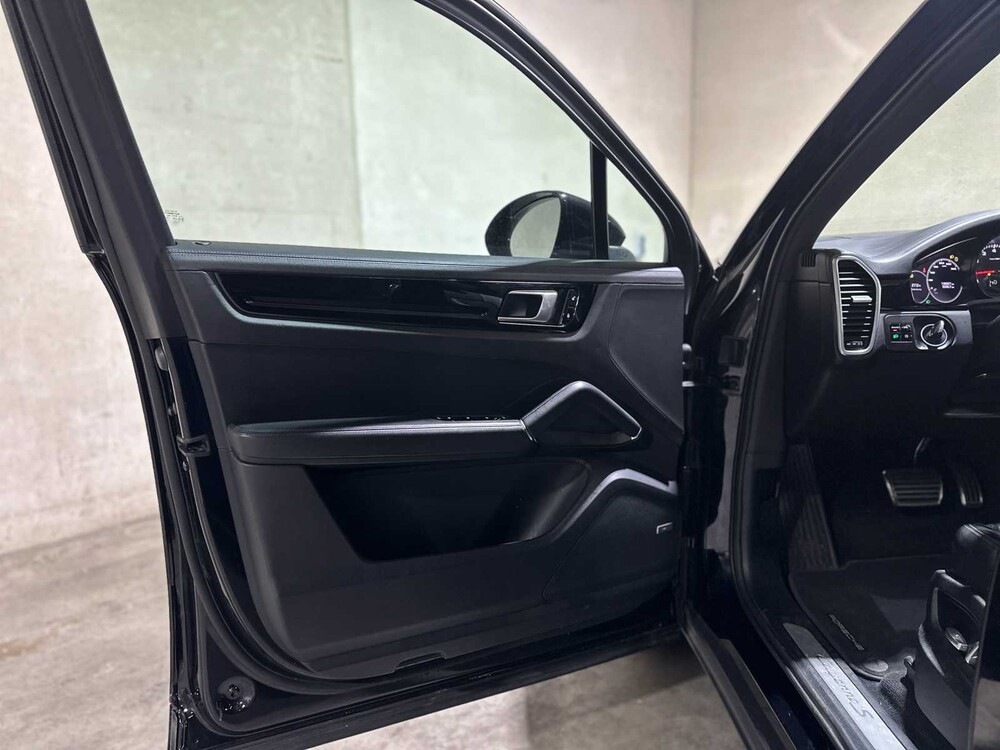 Porsche Cayenne 2.9 S 441pk 2017, K-029-DL