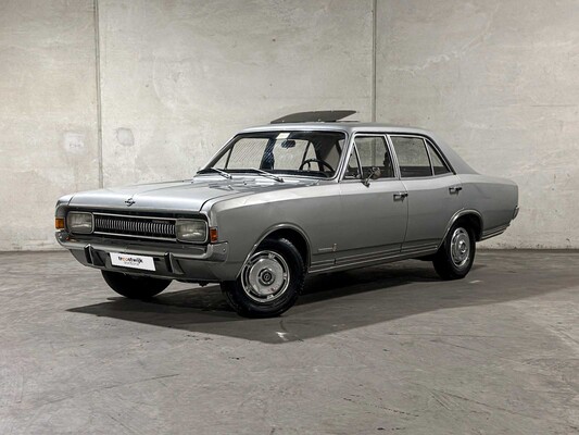 Luxury, sports and classic cars te Tiel