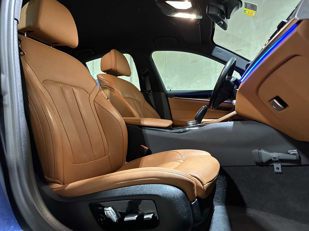 BMW 530e iPerformance High Executive 5-serie 252pk 2019 (Origineel-NL + 1eigenaar), ZT-244-H