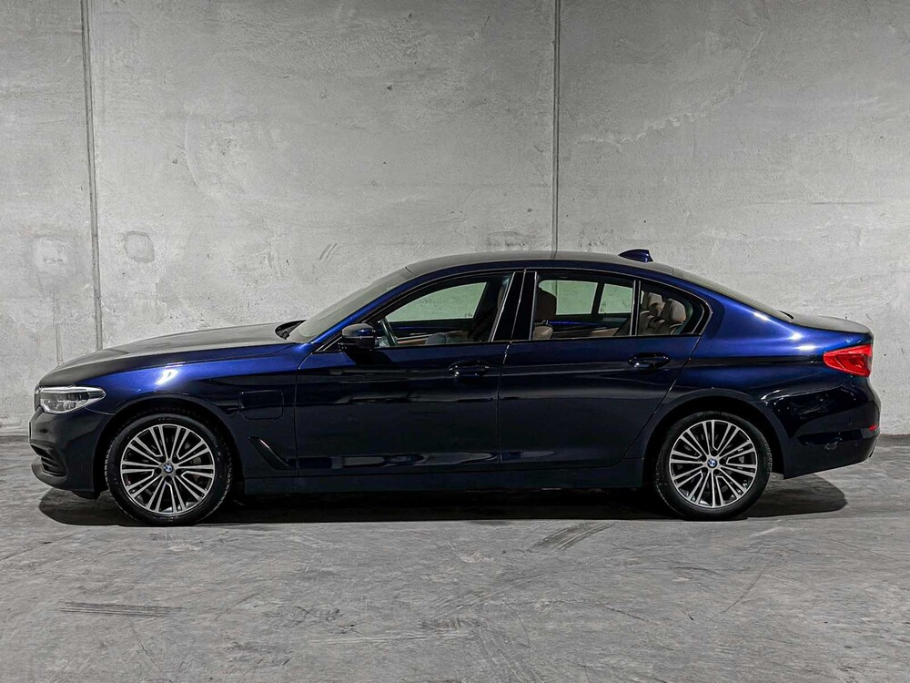 BMW 530e iPerformance High Executive 5-serie 252pk 2019 (Origineel-NL + 1eigenaar), ZT-244-H