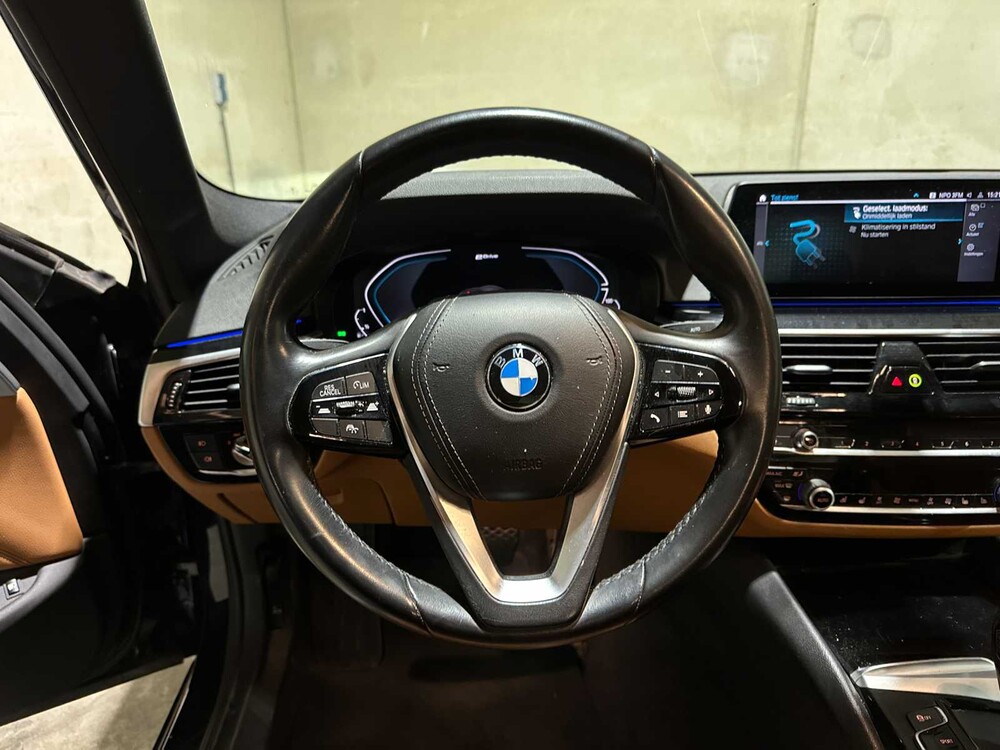 BMW 530e iPerformance High Executive 5-serie 252pk 2019 (Origineel-NL + 1eigenaar), ZT-244-H
