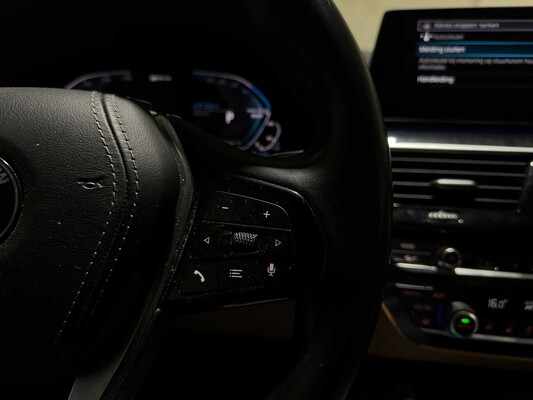 BMW 530e iPerformance High Executive 5-serie 252pk 2019 (Origineel-NL + 1eigenaar), ZT-244-H