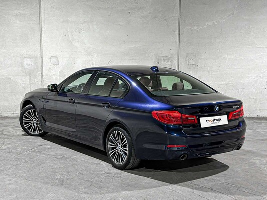 BMW 530e iPerformance High Executive 5-serie 252pk 2019 (Origineel-NL + 1eigenaar), ZT-244-H