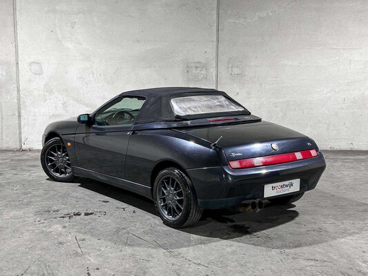Alfa Romeo Spider V6 12V 192pk 1997