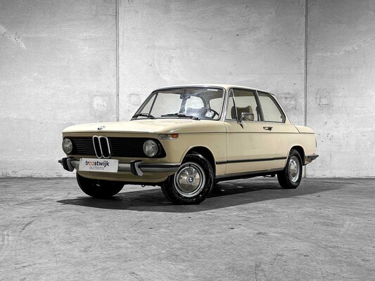 Luxury, sports and classic cars te Tiel