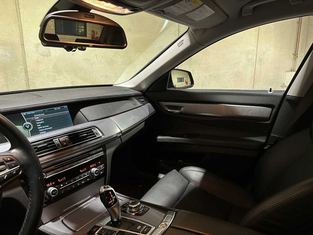 BMW 750i 4.4 V8 409pk 2009 F01 7-serie, GSV-72-V Youngtimer