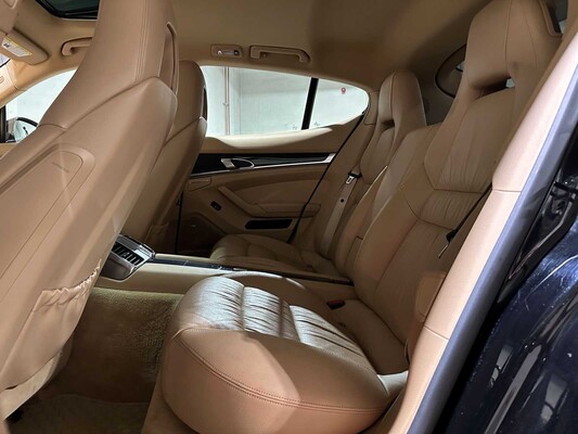 Porsche Panamera 3.6 V6 299pk 2012, RJ-394-N