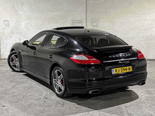 Porsche Panamera 3.6 V6 299pk 2012, RJ-394-N