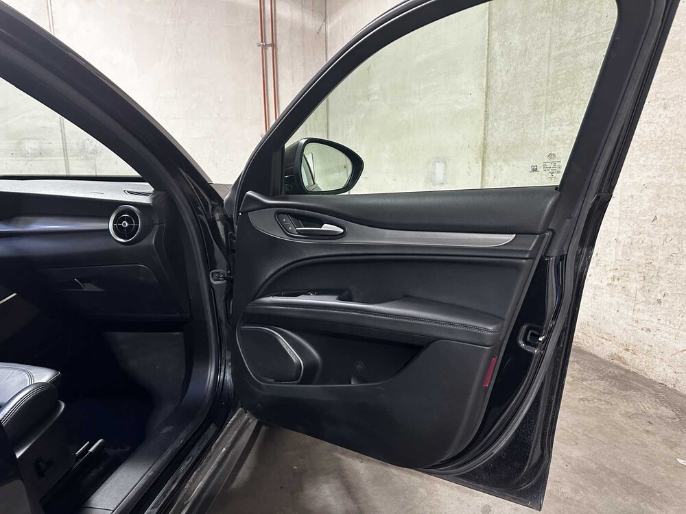 Alfa Romeo Stelvio 2.0 T AWD B-Tech 200pk 2020 (Origineel-NL), H-177-FB