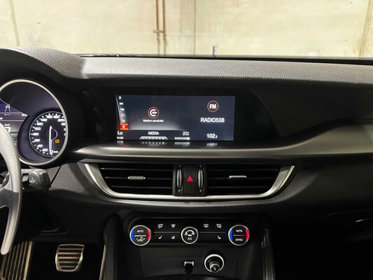 Alfa Romeo Stelvio 2.0 T AWD B-Tech 200pk 2020 (Origineel-NL), H-177-FB