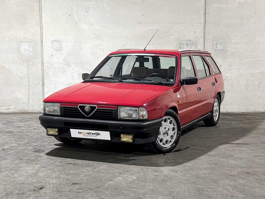Luxury, sports and classic cars te Tiel