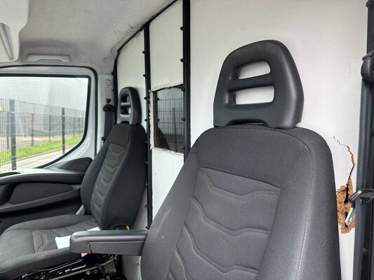 Iveco Daily 35S11V 2.3 410 H3 106pk 2016 (Origineel-NL) Automaat, VT-330-S