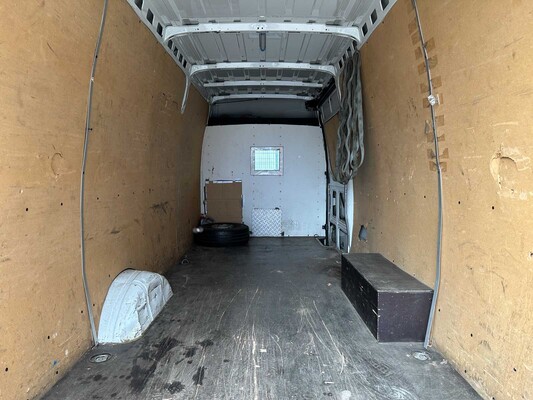 Iveco Daily 35S11V 2.3 410 H3 106pk 2016 (Origineel-NL) Automaat, VT-330-S