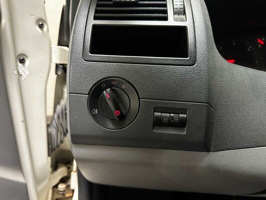 Volkswagen Transporter 2.5 TDI 340 DC 131pk 2006 (Origineel-NL) Dubbele Cabine, 23-BZ-JN