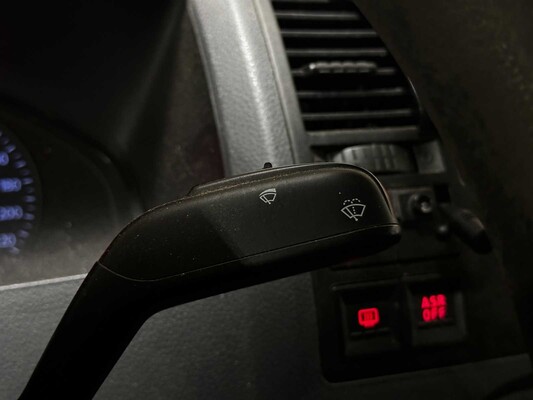 Volkswagen Transporter 2,5 TDI 340 DC 131 PS 2006 (Original-NL) Doppelkabine, 23-BZ-JN