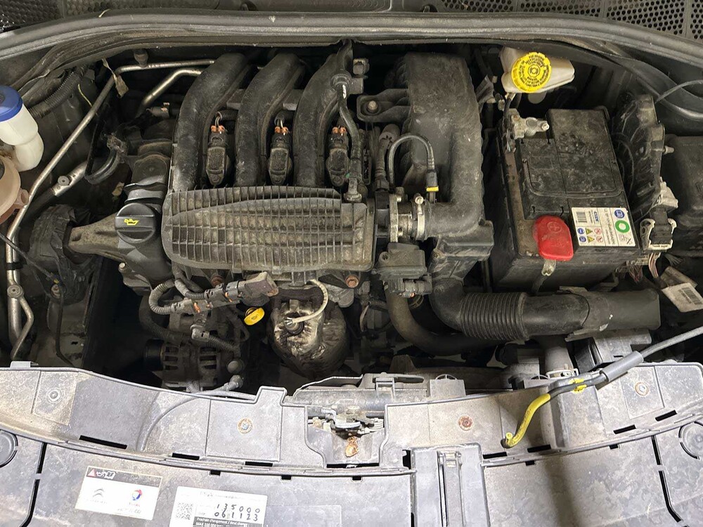 Citroen C4 Cactus 1.2 PureTech Shine 82pk 2017 (Origineel-NL), NR-746-F