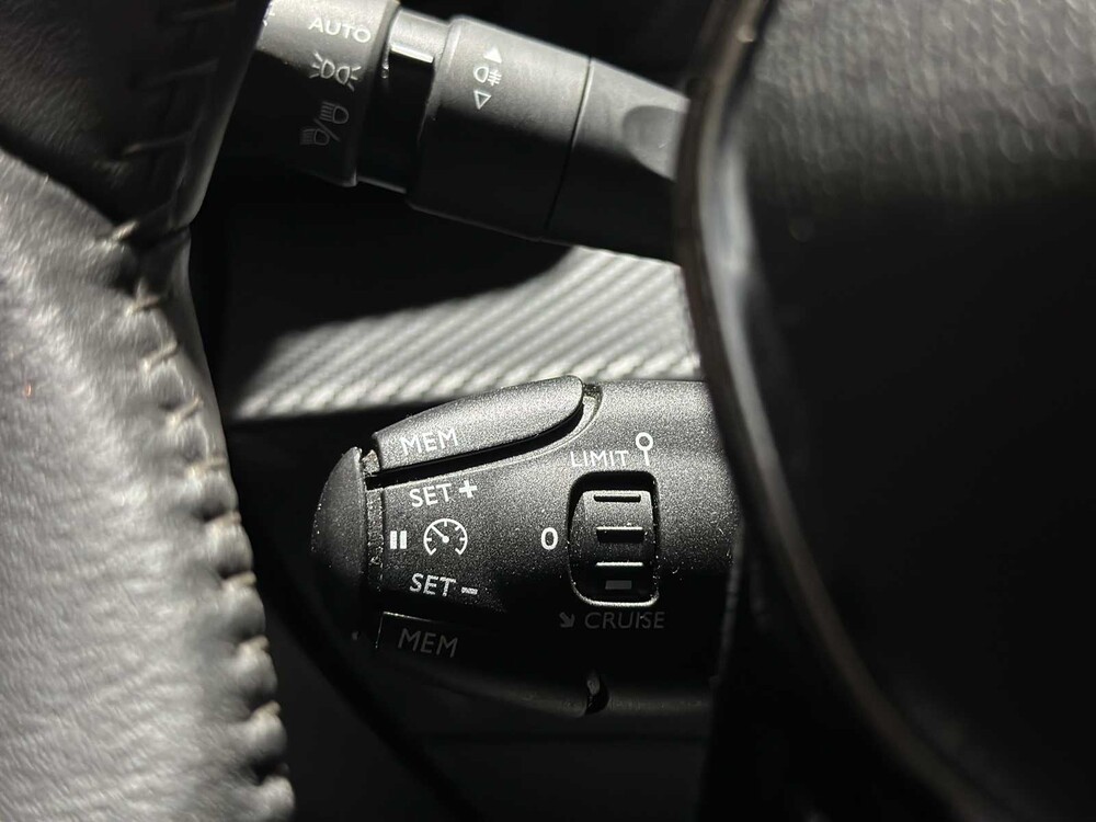 Peugeot 208 1.2 PureTech Active 74pk 2023 (Origineel-NL+1e eigenaar), R-957-ZG