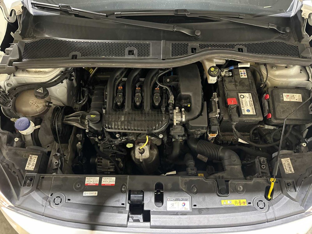 Peugeot 208 1.2 PureTech Active 74pk 2023 (Origineel-NL+1e eigenaar), R-957-ZG