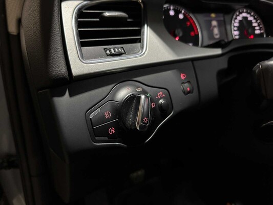 Audi A4 Limousine 1.8 TFSI Pro Line 120pk 2010 (Origineel-NL), 57-LGF-3