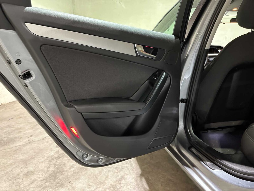 Audi A4 Avant 1.8 TFSI S edition 118pk 2010, N-314-RJ