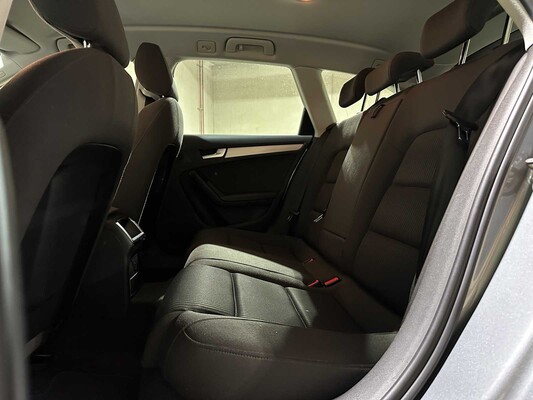 Audi A4 Avant 1.8 TFSI S edition 118pk 2010, N-314-RJ