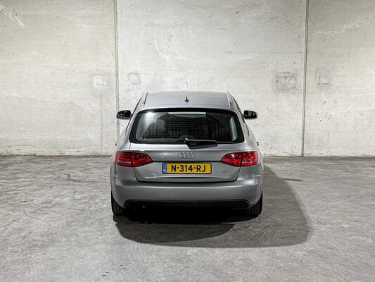 Audi A4 Avant 1.8 TFSI S edition 118pk 2010, N-314-RJ
