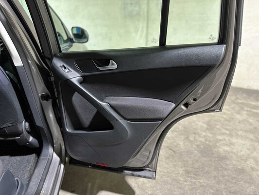 Volkswagen Tiguan 1.4 TSI Comfort&Design 150pk 2011 (Origineel-NL), 43-PRX-3