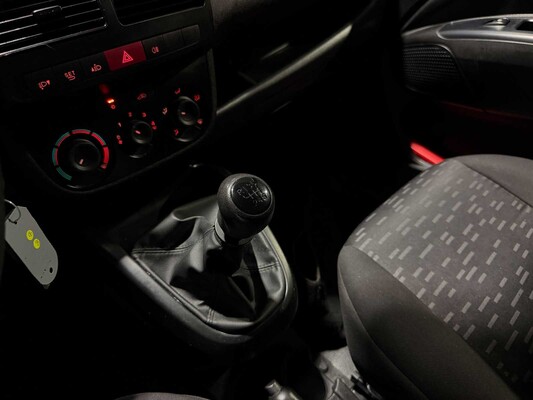 Opel Combo 1.6 CDTi L2H1 Edition 105pk 2018 (Origineel-NL), V-609-VB