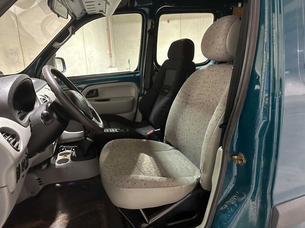 Renault Kangoo Express 1,5 dCi 65 Grand Confort Grand Volume 65 PS 2004 (Original-NL), 35-BR-JK