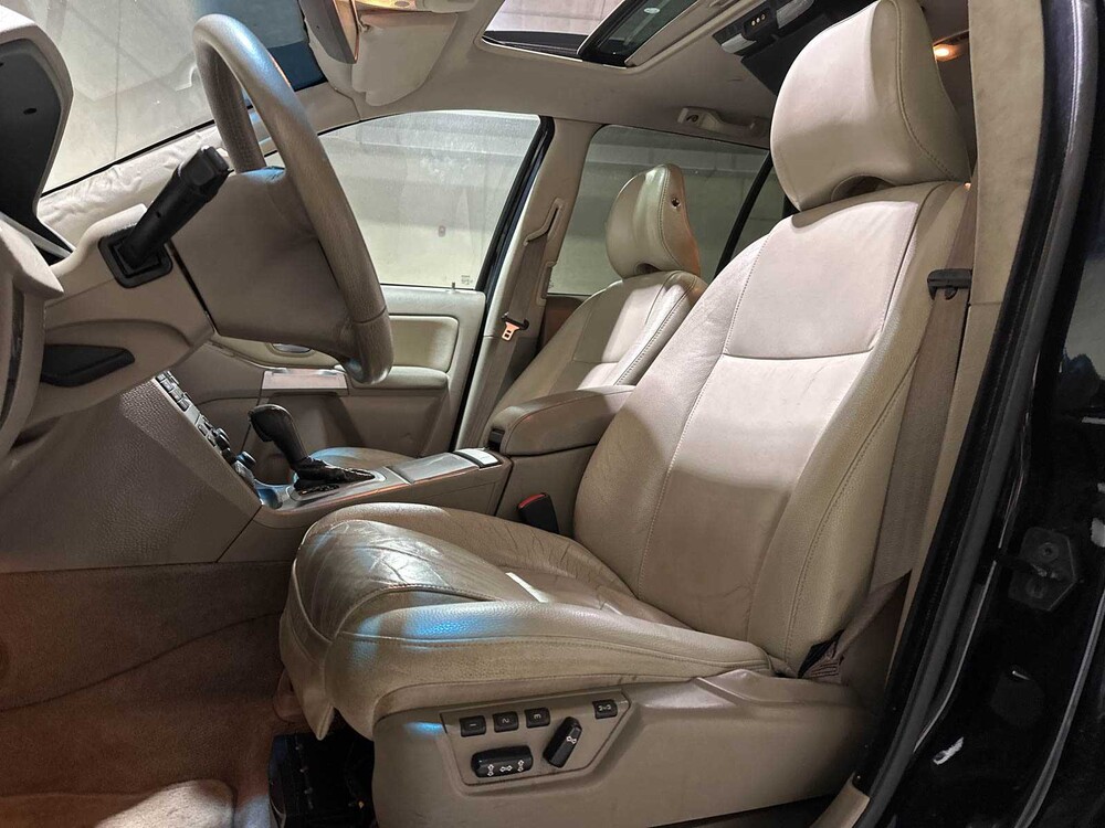 Volvo XC90 4.4 V8 Ocean Race 315pk 2005 7-Persoons, RX-014-P Youngtimer