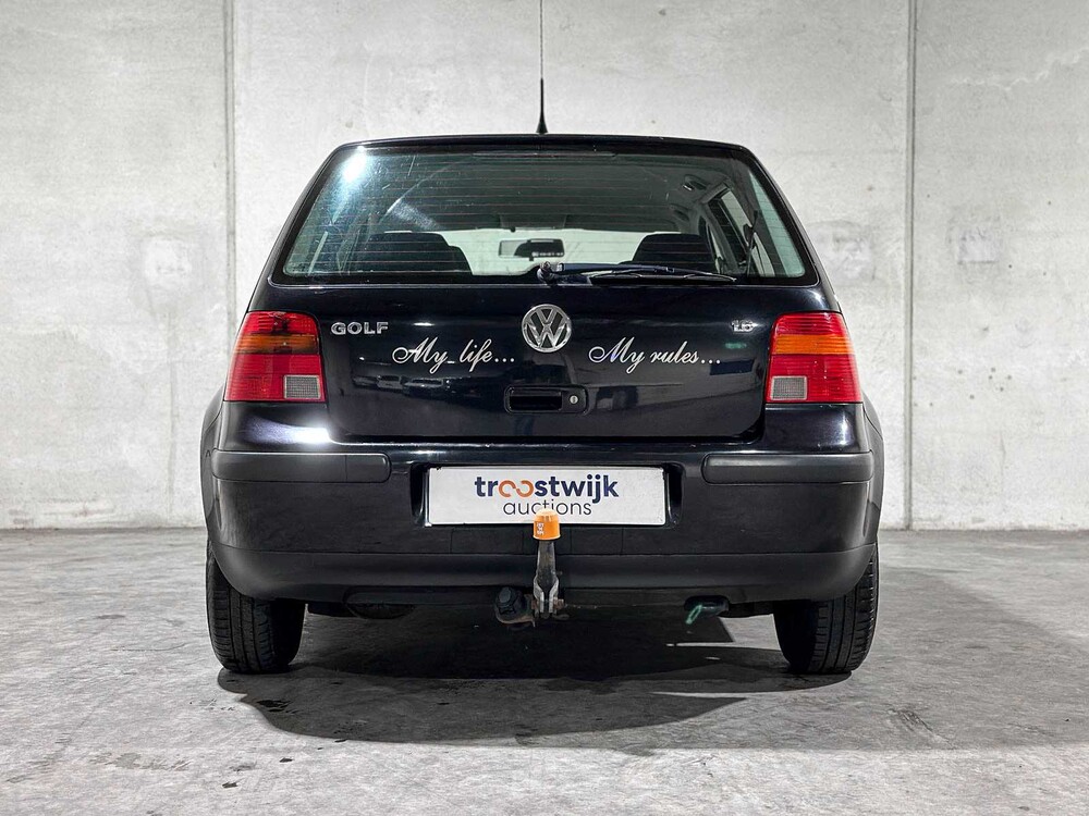 Volkswagen Golf 1.6 Trendline 101pk 2000, 99-DT-KF