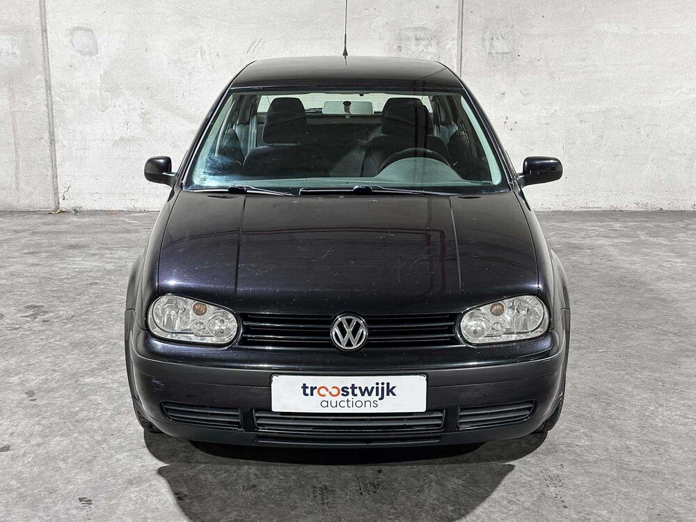 Volkswagen Golf 1.6 Trendline 101pk 2000, 99-DT-KF