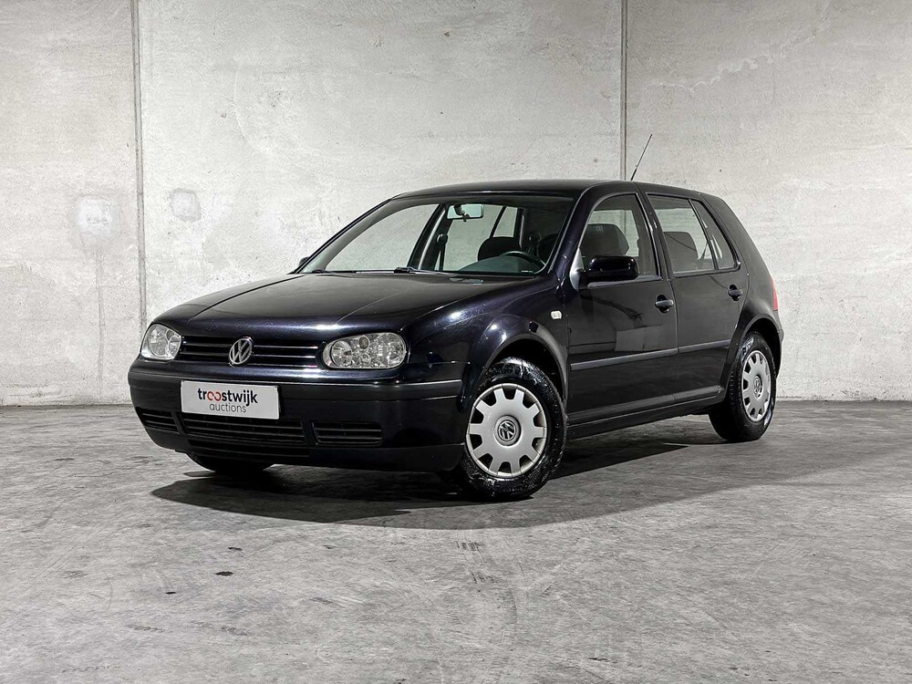 Volkswagen Golf 1.6 Trendline 101pk 2000, 99-DT-KF