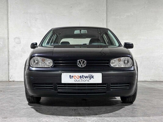 Volkswagen Golf 1.6 Trendline 101pk 2000, 99-DT-KF
