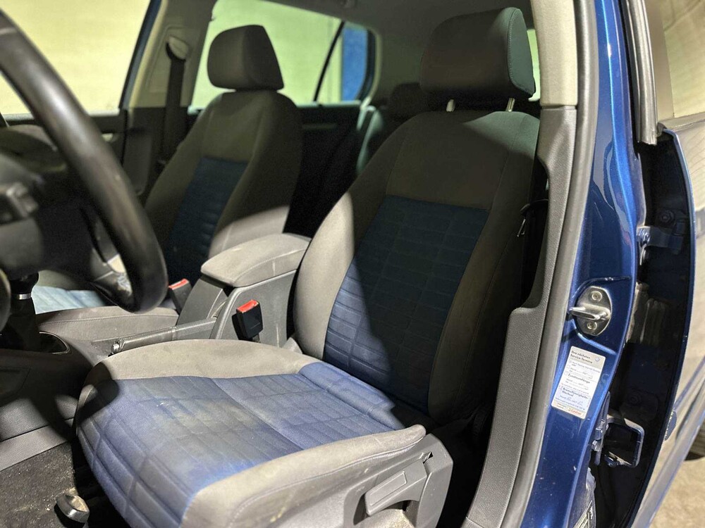 Volkswagen Golf 1.6 FSI Optive 3 116pk 2007, 59-LLR-6