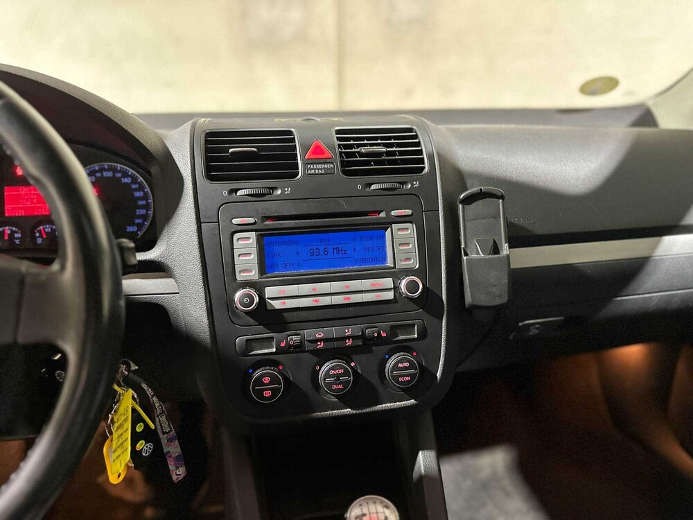 Volkswagen Golf 1.6 FSI Optive 3 116pk 2007, 59-LLR-6