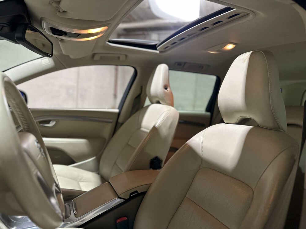Volvo V70 1.6 T4 Limited Edition 179pk 2011 (Origineel-NL), 60-SKF-2