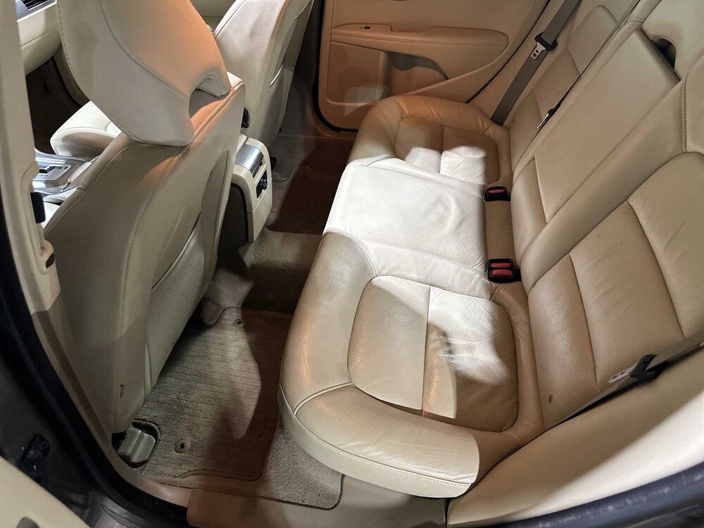 Volvo V70 1.6 T4 Limited Edition 179pk 2011 (Origineel-NL), 60-SKF-2