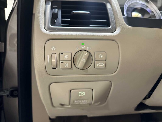 Volvo V70 1.6 T4 Limited Edition 179pk 2011 (Origineel-NL), 60-SKF-2