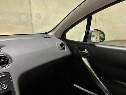 Peugeot 308 CC 1.6 VTi Sport Pack 120pk 2011 Cabriolet (Hardtop), J-174-FB